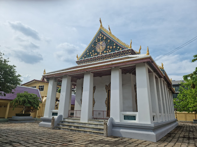 วัดบุปผารามวรวิหาร, อำเภอธนบุรี, กรุงเทพมหานคร
