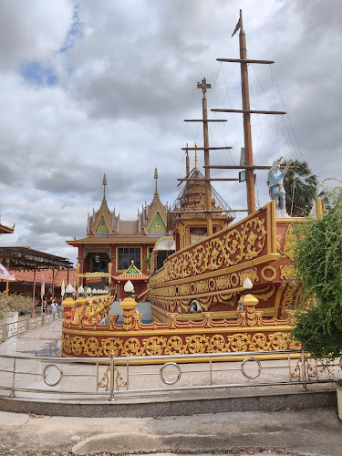 วัดเขาสาริกา, อำเภอบ้านหมี่, ลพบุรี
