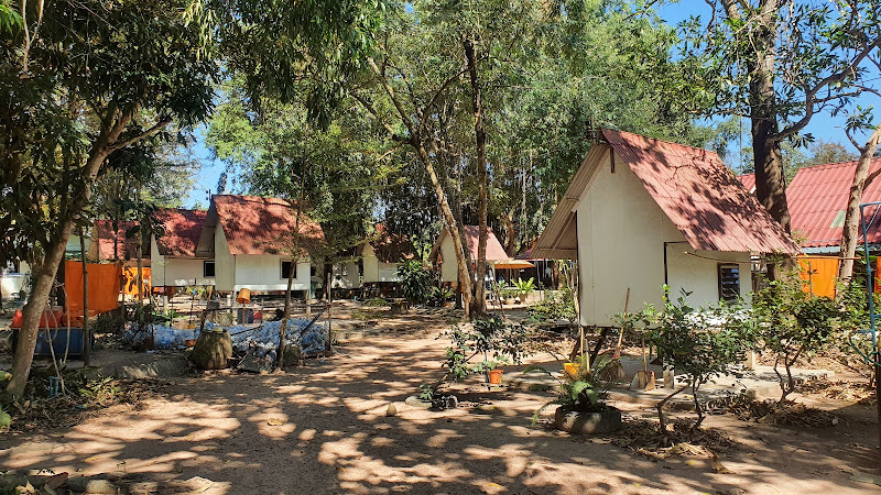 วัดเนินสี่, อำเภอหนองใหญ่, ชลบุรี