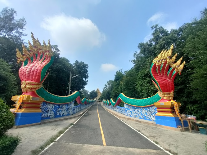 วัดเขาดินญาณนิมิต, อำเภอพนัสนิคม, ชลบุรี