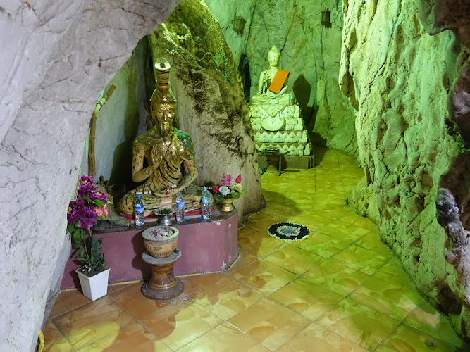 วัดถ้ำรงค์, อำเภอบ้านลาด, เพชรบุรี