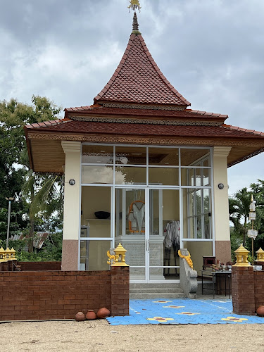 วัดบ้านเหล่า, อำเภอพร้าว, เชียงใหม่