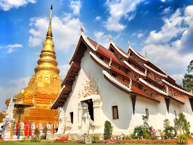 วัดพระธาตุแช่แห้ง