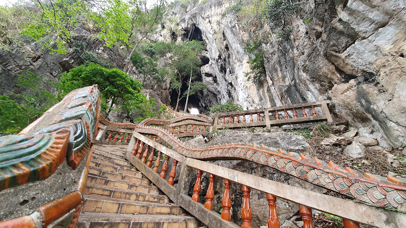 วัดถ้ำเขาฉกรรจ์, อำเภอเขาฉกรรจ์, สระแก้ว