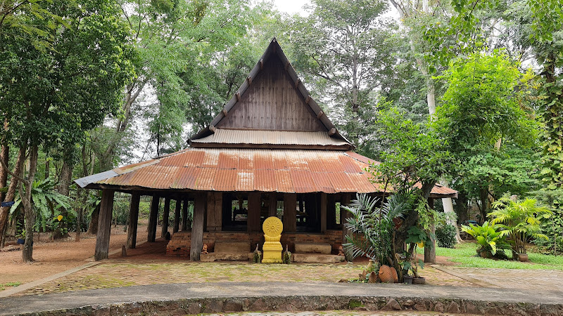 วัดพรหมราช, อำเภอปักธงชัย, นครราชสีมา