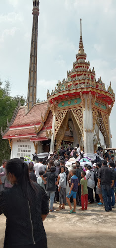 วัดโคกแขวนใหม่, อำเภอขามทะเลสอ, นครราชสีมา