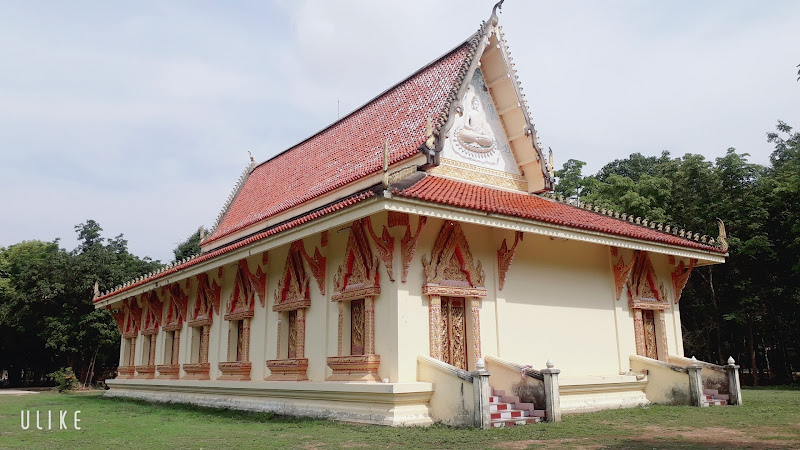 วัดบ้านเดื่อพัฒนา, อำเภอปราสาท, สุรินทร์