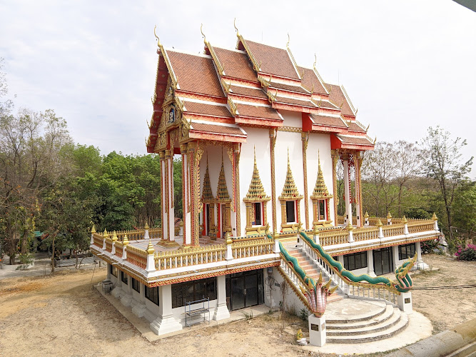 วัดกลางบัวเชด, อำเภอบัวเชด, สุรินทร์