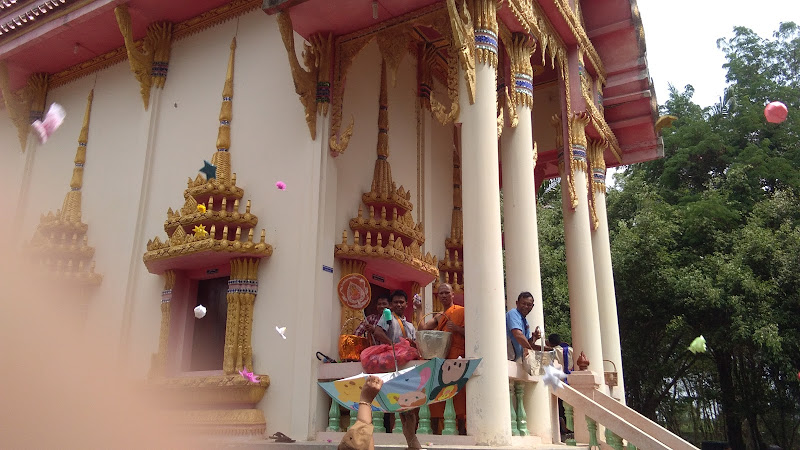 วัดกลางศรีณรงค์, อำเภอศรีณรงค์, สุรินทร์