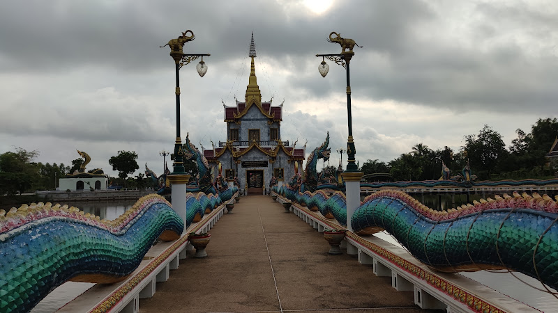 วัดหนองหลัก, อำเภอม่วงสามสิบ, อุบลราชธานี