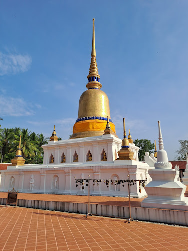 วัดพระบรมธาตุสวี