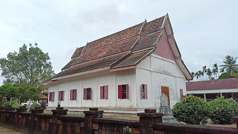 วัดจอมไตร, อำเภอนาโยง, ตรัง